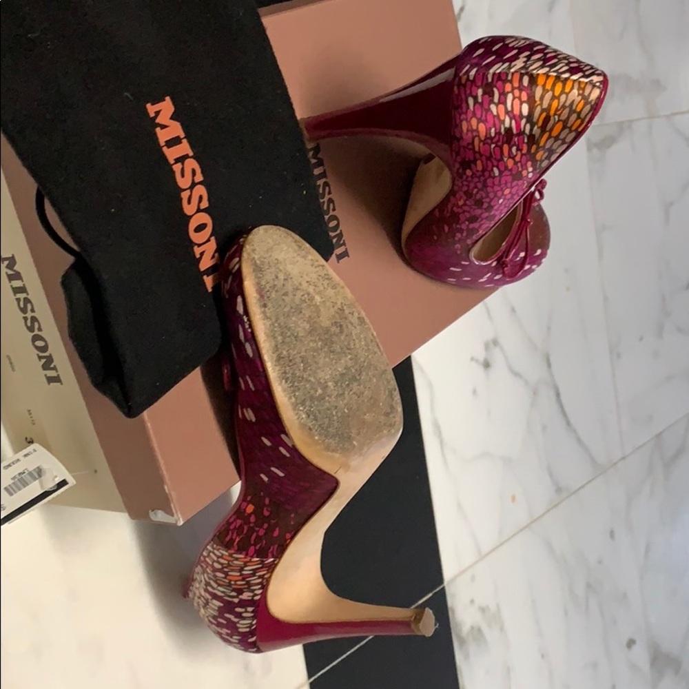 Missing Shoes - image 4